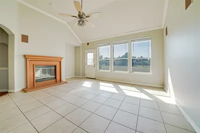 8273 Robertson Drive, Frisco, TX 75036 - Photo 9