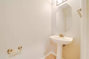 8273 Robertson Dr, Frisco, TX 75036 - Photo 13