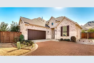 4602 Magnolia Park Drive, Arlington, TX 76005 - Photo 1