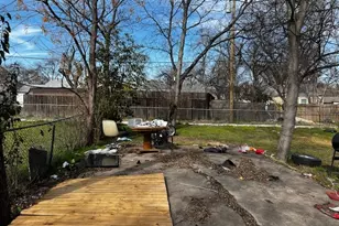 2323 Deer Path Dr, Dallas, TX 75216 - Photo 3