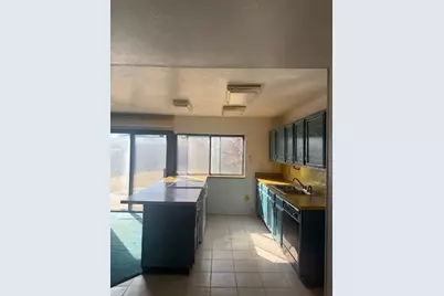 4913 Walker Drive, The Colony, TX 75056 - Photo 5