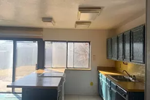 4913 Walker Dr, The Colony, TX 75056 - Photo 5