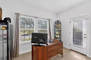 1404 Meadowlane Terrace, Fort Worth, TX 76112 - Photo 13