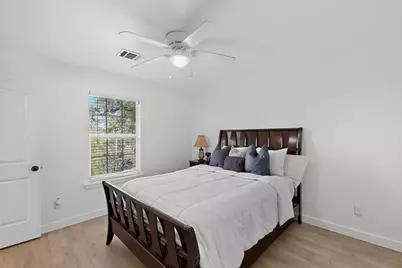 1404 Meadow Lane Terrace, Fort Worth, TX 76112 - Photo 17