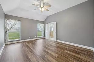 118 Deertail Dr, Azle, TX 76020 - Photo 15