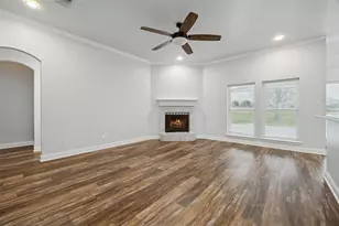 118 Deertail Dr, Azle, TX 76020 - Photo 3