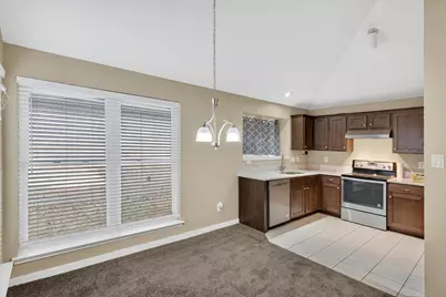 508 Valley Mills Drive, Arlington, TX 76018 - Photo 11