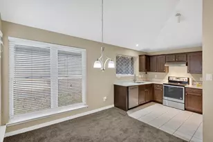 508 Valley Mills Dr, Arlington, TX 76018 - Photo 11