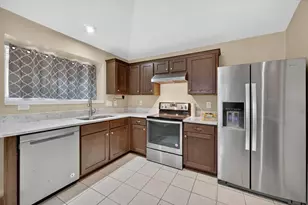 508 Valley Mills Dr, Arlington, TX 76018 - Photo 15