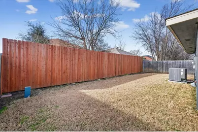 508 Valley Mills Drive, Arlington, TX 76018 - Photo 31