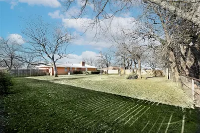 1403 Hulme Street, Bowie, TX 76230 - Photo 29