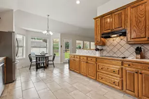 301 Cedar Cir, Shady Shores, TX 76208 - Photo 9