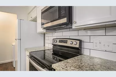 2107 Mistletoe Avenue, Fort Worth, TX 76110 - Photo 15