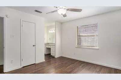 2107 Mistletoe Avenue, Fort Worth, TX 76110 - Photo 21