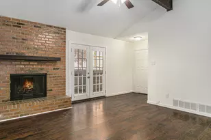 2107 Mistletoe Ave, Fort Worth, TX 76110 - Photo 11