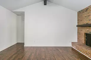 2107 Mistletoe Ave, Fort Worth, TX 76110 - Photo 7