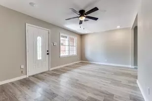 2505 Falls Dr, Dallas, TX 75211 - Photo 3