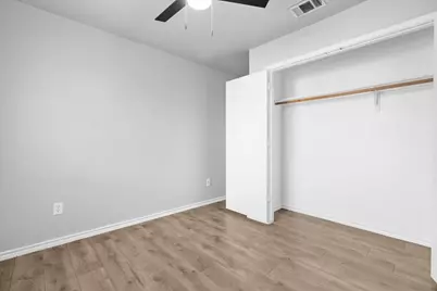 1922 Saint Louis Avenue, Fort Worth, TX 76110 - Photo 13