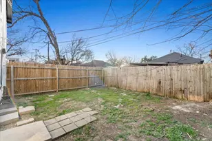 1922 St Louis Ave, Fort Worth, TX 76110 - Photo 19