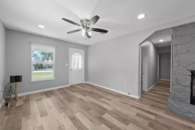 117 W Craven Avenue, Lacy Lakeview, TX 76705 - Photo 7