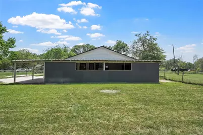 117 W Craven Avenue, Lacy Lakeview, TX 76705 - Photo 21