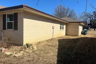 2009 Azalea St, Denton, TX 76205 - Photo 5