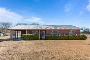 9964 State Hwy 171, Covington, TX 76636 - Photo 1