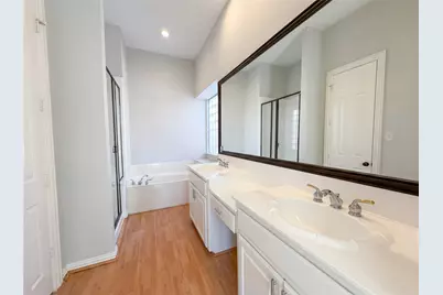 8112 Sycamore Drive, Irving, TX 75063 - Photo 17