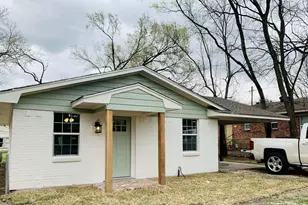 402 N Monroe St, Kaufman, TX 75142 - Photo 11