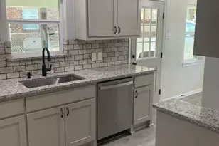 402 N Monroe St, Kaufman, TX 75142 - Photo 5