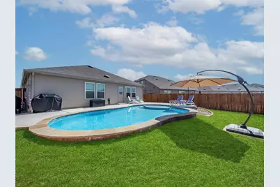 1916 Winding Creek Way, Denton, TX 76208 - Photo 3