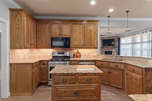 2611 Lonesome Dove, Farmersville, TX 75442 - Photo 11