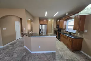 1522 Avenue E, Grand Prairie, TX 75051 - Photo 11