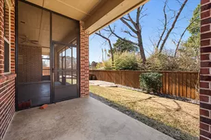 1902 Melbourne Dr, Pantego, TX 76013 - Photo 37