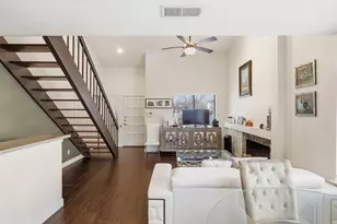 527 Ranch Trail, Irving, TX 75063 - Photo 5