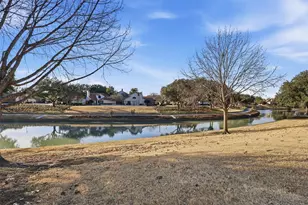 527 Ranch Trail, Irving, TX 75063 - Photo 21