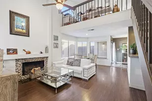 527 Ranch Trail, Irving, TX 75063 - Photo 3