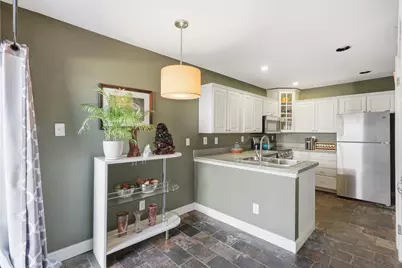 527 Ranch Trail #149, Irving, TX 75063 - Photo 7