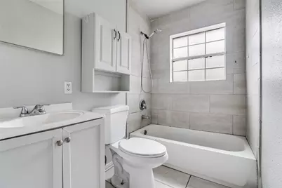 7909 Wanebe Drive, Dallas, TX 75235 - Photo 15