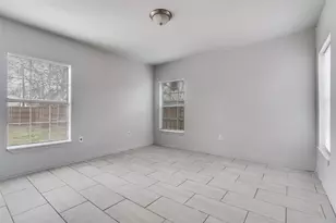 7909 Wanebe Dr, Dallas, TX 75235 - Photo 13