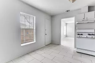 7909 Wanebe Dr, Dallas, TX 75235 - Photo 21