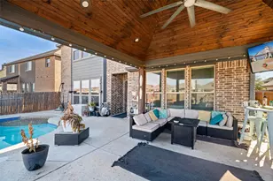 1020 Austin Dr, Godley, TX 76044 - Photo 9