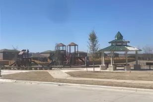 608 Fountain Dr, Seagoville, TX 75159 - Photo 3