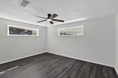 1248 E Mulkey Street, Fort Worth, TX 76104 - Photo 21