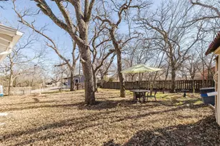 2100 Morningside Dr, Mineral Wells, TX 76067 - Photo 29