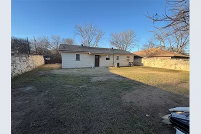 103 Myers Avenue, Cleburne, TX 76033 - Photo 13