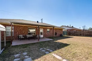 924 Guam St, Tool, TX 75143 - Photo 23