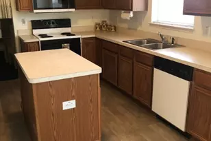 716 Kristi Ln, Cedar Hill, TX 75104 - Photo 7