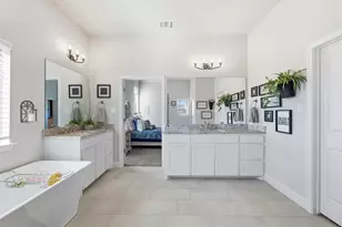 219 Columbia Ct, Springtown, TX 76082 - Photo 27