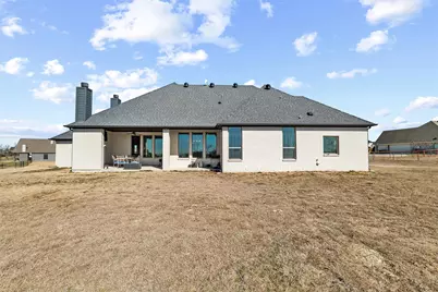 219 Columbia Court, Springtown, TX 76082 - Photo 33